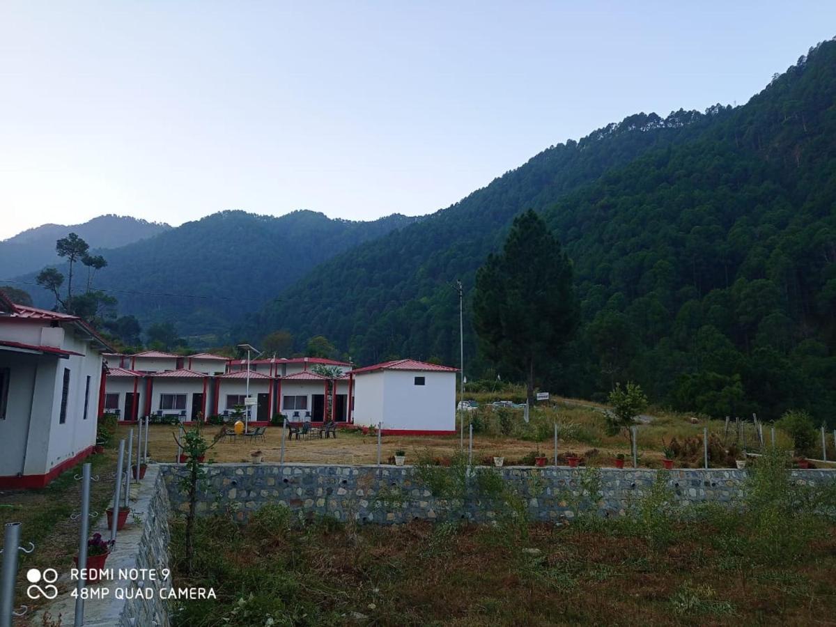 Rigveda Resort Barkot Exterior foto